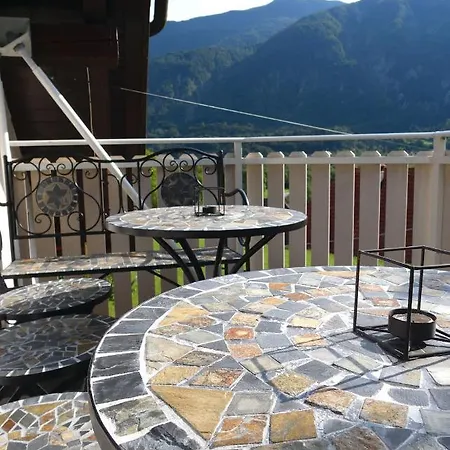 Apartament Pri Leju *